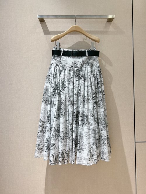 Dior Wide High-waisted A-line Early Spring Skirt with City Landscape Design