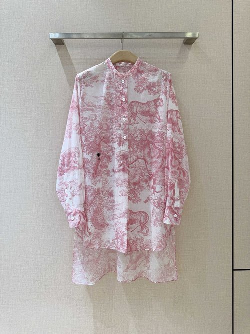 Dior Jungle Animal Series Top with Pink Print, Suitable for Single Wear or Layering