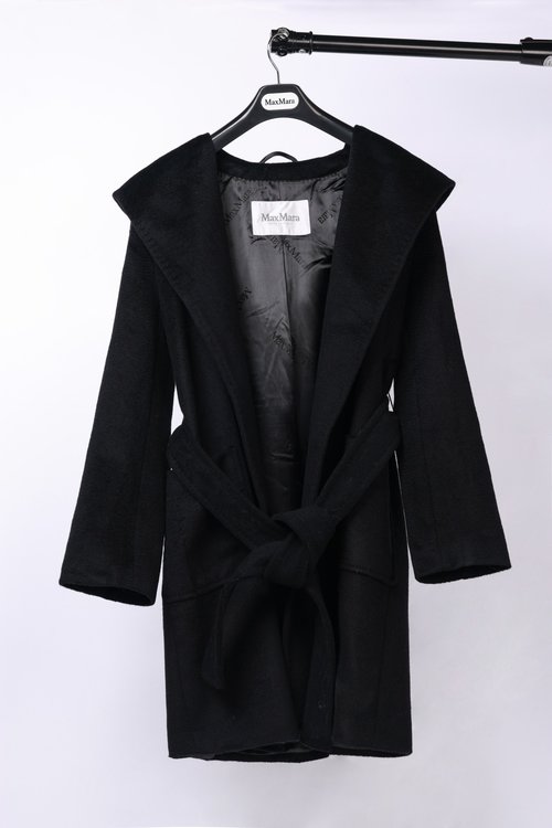 Max Mara Rialto Small Hat Style Water Ripple Garment in 100% Water Ripple Fabric