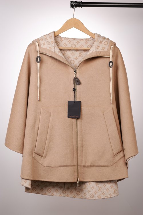Louis Vuitton Beige Small Flower Cloak of 99% Wool and 1% Silk with Dust Bag
