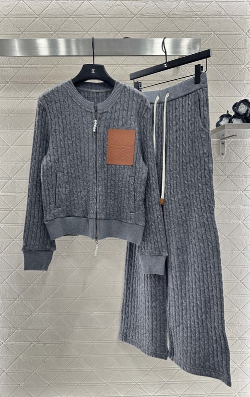 Loewe Custom Imported Material Knit Top & Pants Set with Vintage Elegance