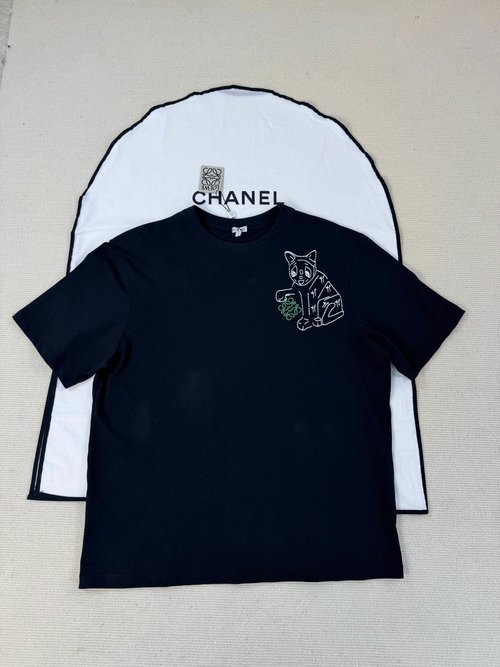 Loewe Well - detailed Short - Sleeve in Fresh Style