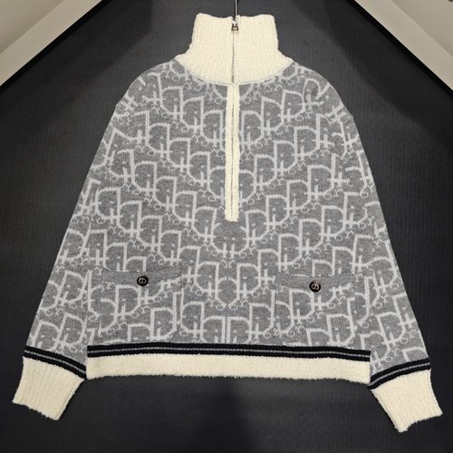 Dior Half - Zip Pullover with All - Over Aged Jacquard Pattern for a Stylish Appearance