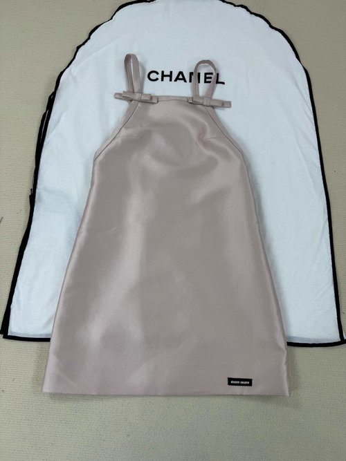 Miu Miu Charming Detail Photos of Suspender Dresses