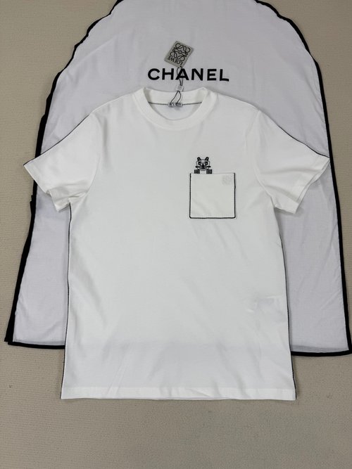 Loewe Well - detailed Short - Sleeve with Comfortable Fit