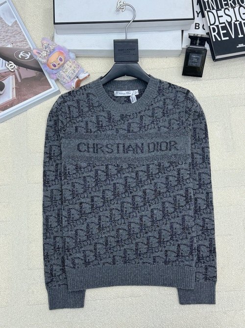 Dior Vintage Floral Round Neck Knit Long Sleeve with Logo Embellishment