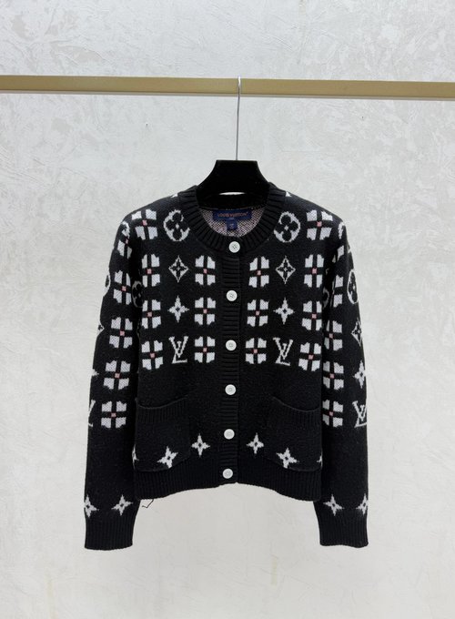 Louis Vuitton Contrasting Letter Jacquard Round-Neck Long-Sleeve Knitted Cardigan in Green and Black