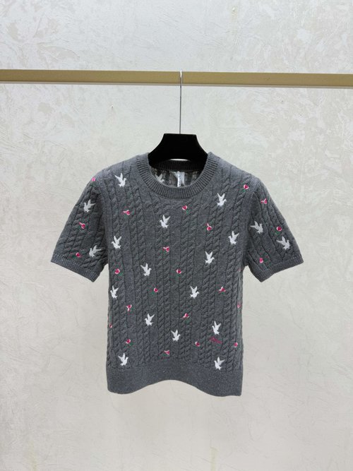 Dior Contrasting Floral Embroidered Round-Neck Short-Sleeve Knit in White, Gray and Royal Blue