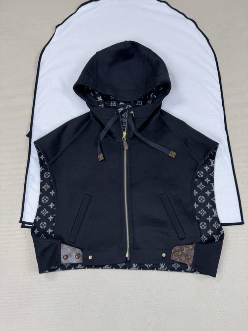 Louis Vuitton Detailed Photos of Timeless Vests