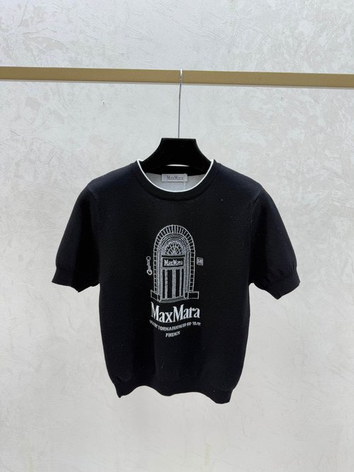 Max Mara White, Pink and Black Color-Blocked Letter Knit Short-Sleeved Top