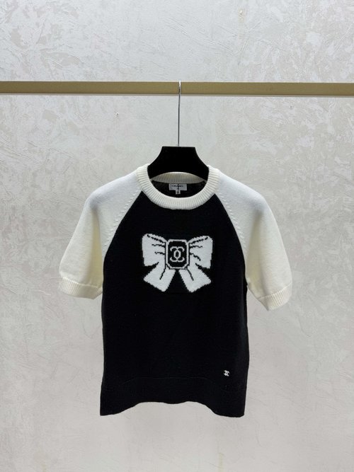 Chanel Color - Blocked Bow Collar Knit Short Sleeve