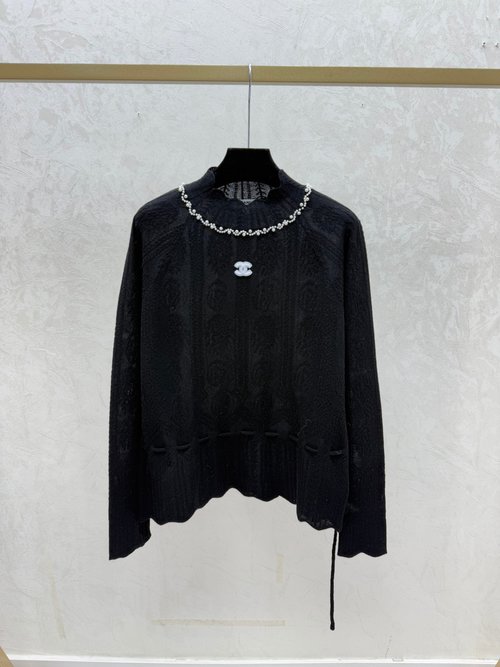 Chanel Autumn Solid Color Beaded High-Neck Knit Long Sleeve