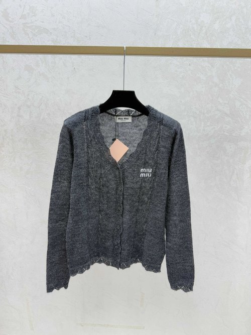 Miu Miu Solid Color V-neck Knitted Long Sleeve Cardigan