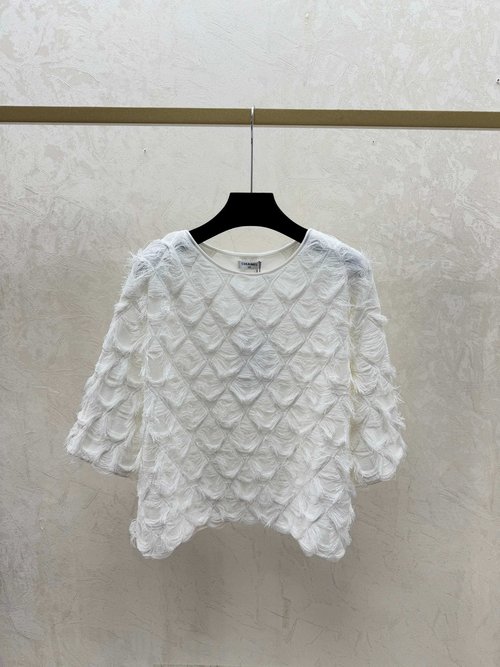 Chanel Sophisticated Fringe Round Neck Knit Mid Sleeve Pullover