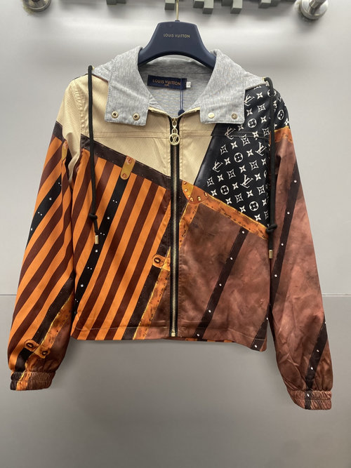 Louis Vuitton Customized Recycled Nylon Hooded Printed Windbreaker for Outdoor Use