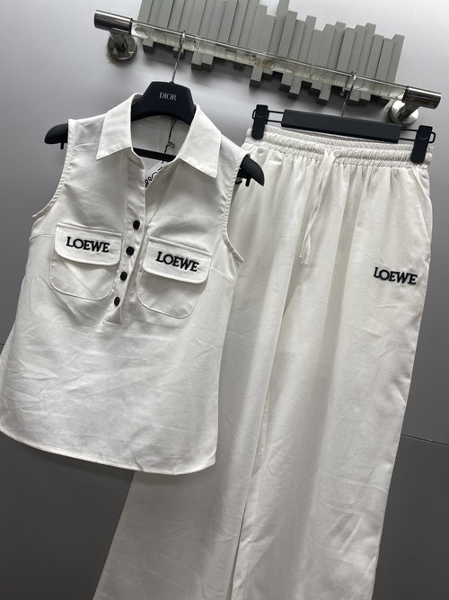 Loewe Embroidered Logo Linen-Cotton Suit, Classic and Refined