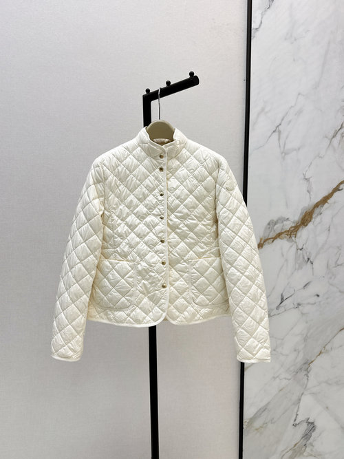 Moncler Classic Diamond-Quilted Slim-Fit Collared Down Jacket with Premium White Goose Down