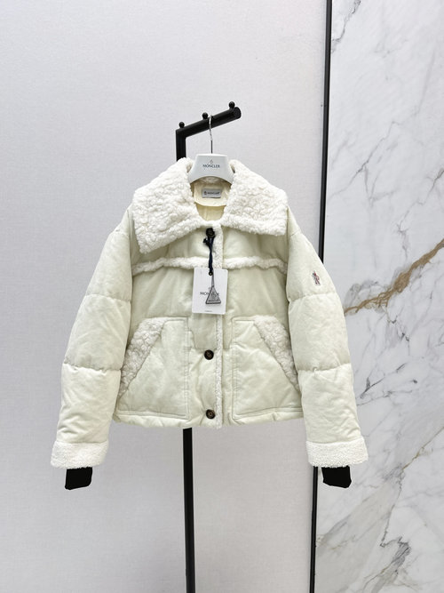 Moncler Customized Faux Lamb Wool Spliced Down Jacket: Light and Stylish