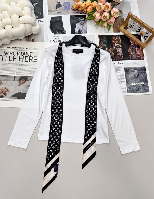 Louis Vuitton Sophisticated Cotton Blouse with Adjustable Silk Scarf and Timeless Design