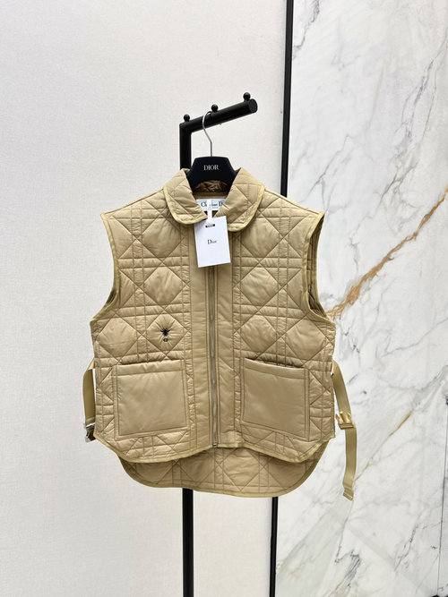 Dior Dai Fei Vine Check Quilted Vest with Timeless H-Collar Design