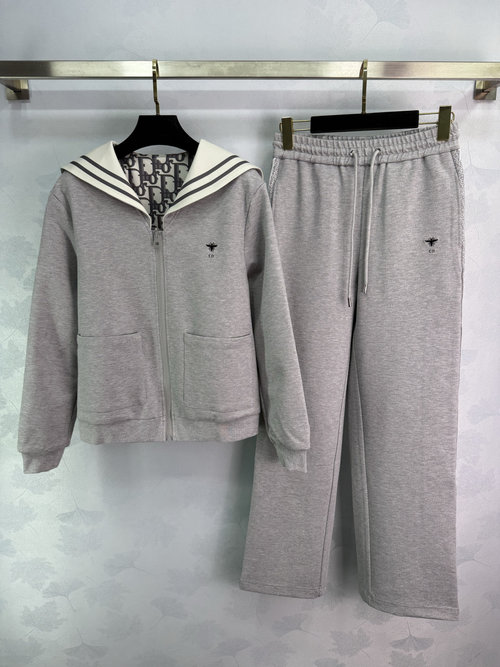 Dior Reversible Sports Set with Scarf Collar, Ideal for Daily Wear