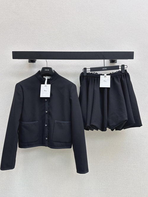 Dior Sophisticated Lace-Trimmed Collared Blazer for a Variety of Styles