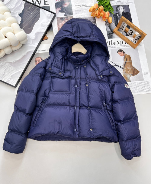 Moncler Detachable Hooded Down Jacket with Logo Patch and Practical Design