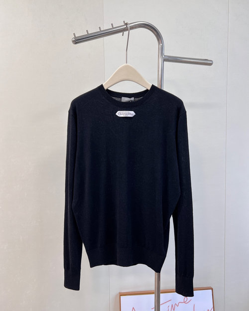 Dior New Label Letter Knitted Sweater with Rib Trim for a Comfortable and Refined Style