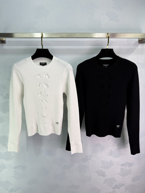 Chanel New Bow-Long Sleeve Sweater, Sophisticated and Textured