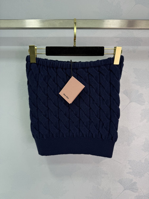 Miu Miu Twist Knit Strapless Bandeau Top with Soft Wool Blend and Slim Fit