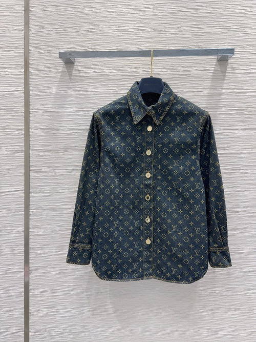 Louis Vuitton Stylish Jeans with Premium Texture and Fine Details