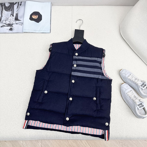 Thom Browne Woolen Sleeveless Stand - Collar Down Jacket, Light and Warm