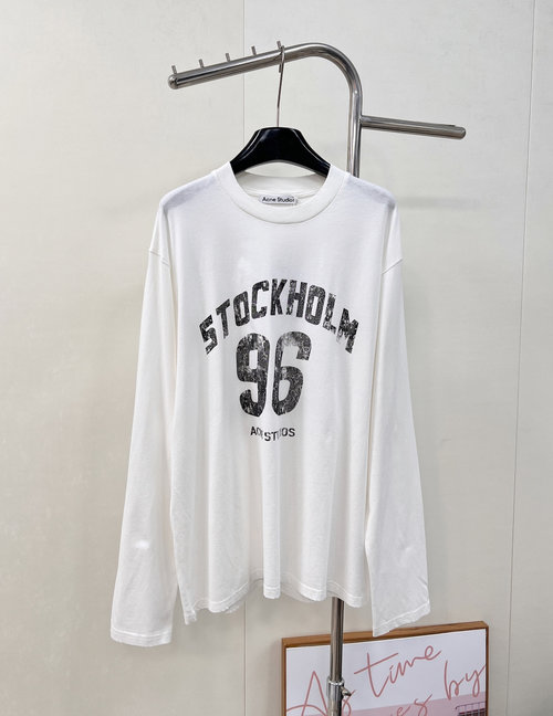 Dior Round Neck Long Sleeve Top with Printed Letters, Fashionable and Classic