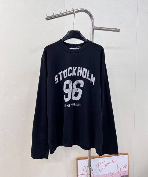 Dior Round Neck Alphabet Print Long Sleeve Shirt with Distressed Finish for a Comfortable Fit