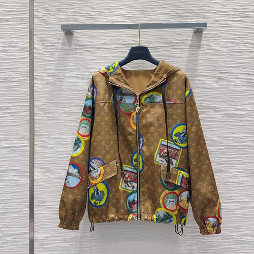 Louis Vuitton Simple yet Luxurious Outfit with Meticulous Workmanship and Clear Design