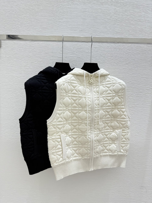 Dior Summer Solid Color Knitted Vest Cardigan with Diamond Pattern