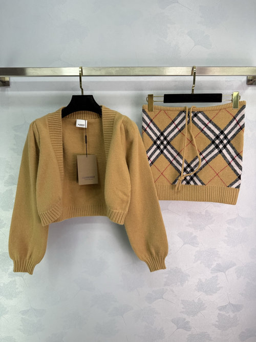 Burberry Classic Checkered Two-piece Set with Lantern Sleeve Cardigan