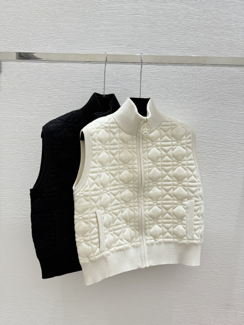 Dior Solid - color Lattice High - neck Knit Vest