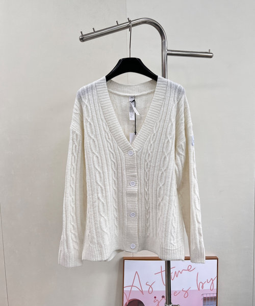 Alo V - Neck Knit Cardigan with Arm Letter Decoration, Soft and Stylish