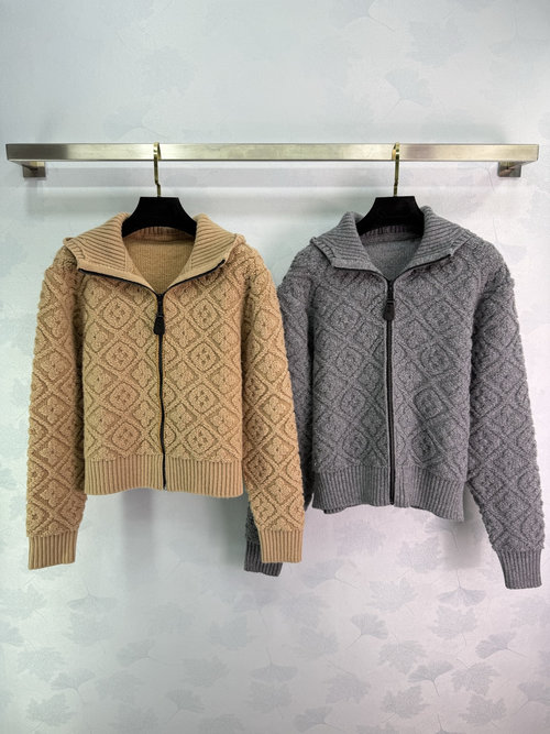 Louis Vuitton Diamond-Patterned Hooded Knitted Jacket with Zipper