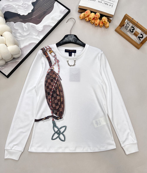 Louis Vuitton Chain Round Neck Printed Long Sleeve T-Shirt with Four-Leaf Clover