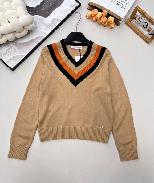 Valentino V-Neck Knit Sweater in Vintage Style, 100% Wool, Soft and Skin-Friendly