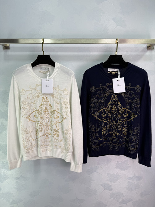 Dior Star-Embroidered Sweater, Classic Round Neck and Elegant Style