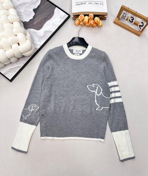 Thom Browne Dog-Themed Knit Sweater with Elegant Style and Contrasting Design