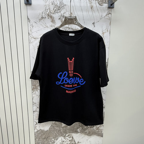 Loewe Embroidered Short Sleeve T-Shirt: Comfortable and Versatile