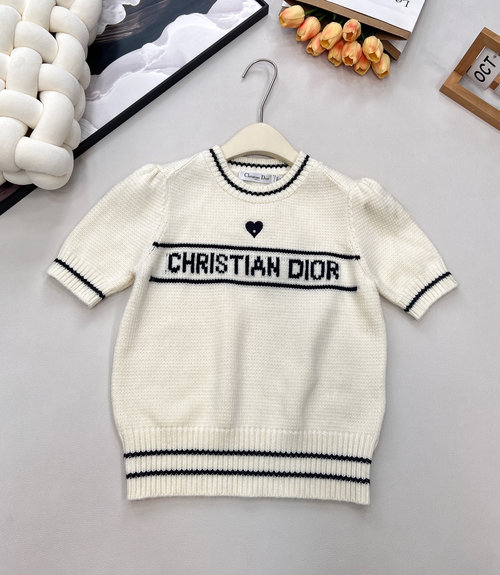 Dior Pink Short-Sleeve Knit Top with 3D Heart Decoration