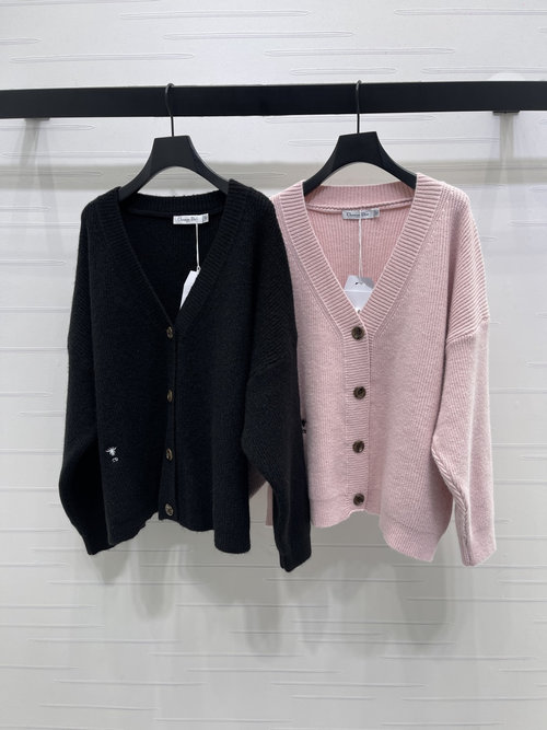 Dior V-Neck Knitted Cardigan, Custom Wool Yarn, Soft, Skin-Friendly and Fashionable