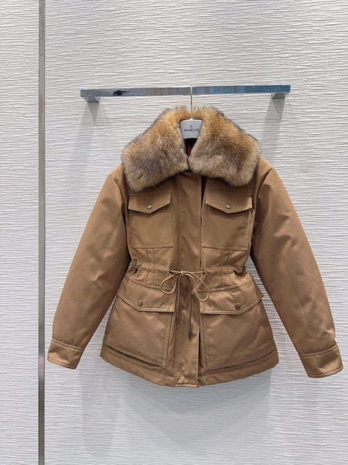 Moncler Detachable Fur Collar Down Jacket with a Unique Design
