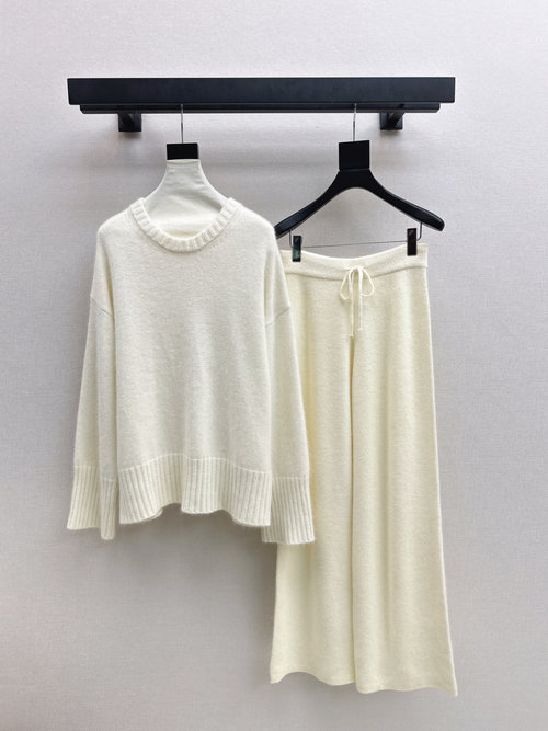 Brunello Cucinelli Gentle and Beautiful Minimalist Knit Set