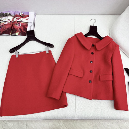 Miu Miu Retro French Woolen Suit with Doll Collar